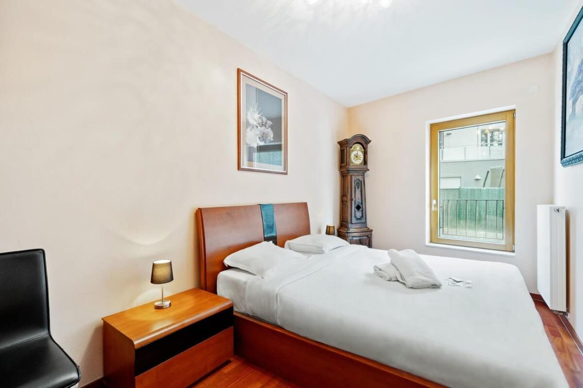 Apartment Stylish 2-bed Gem, Nature & Comfort
