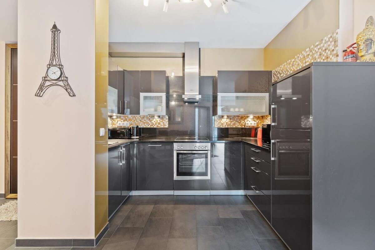 Apartment Stylish 2-bed Gem, Nature & Comfort Luxemburg